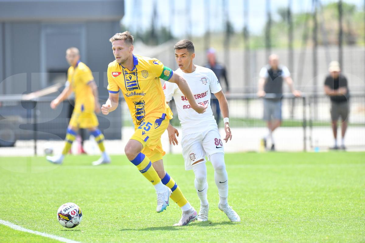 Jayson Papeau l-a pus la punct pe Gigi Becali: „Să ne lase în pace, să mai vadă o dată Rapid - FCSB 5-1. Îi mai batem de 10 ori!”