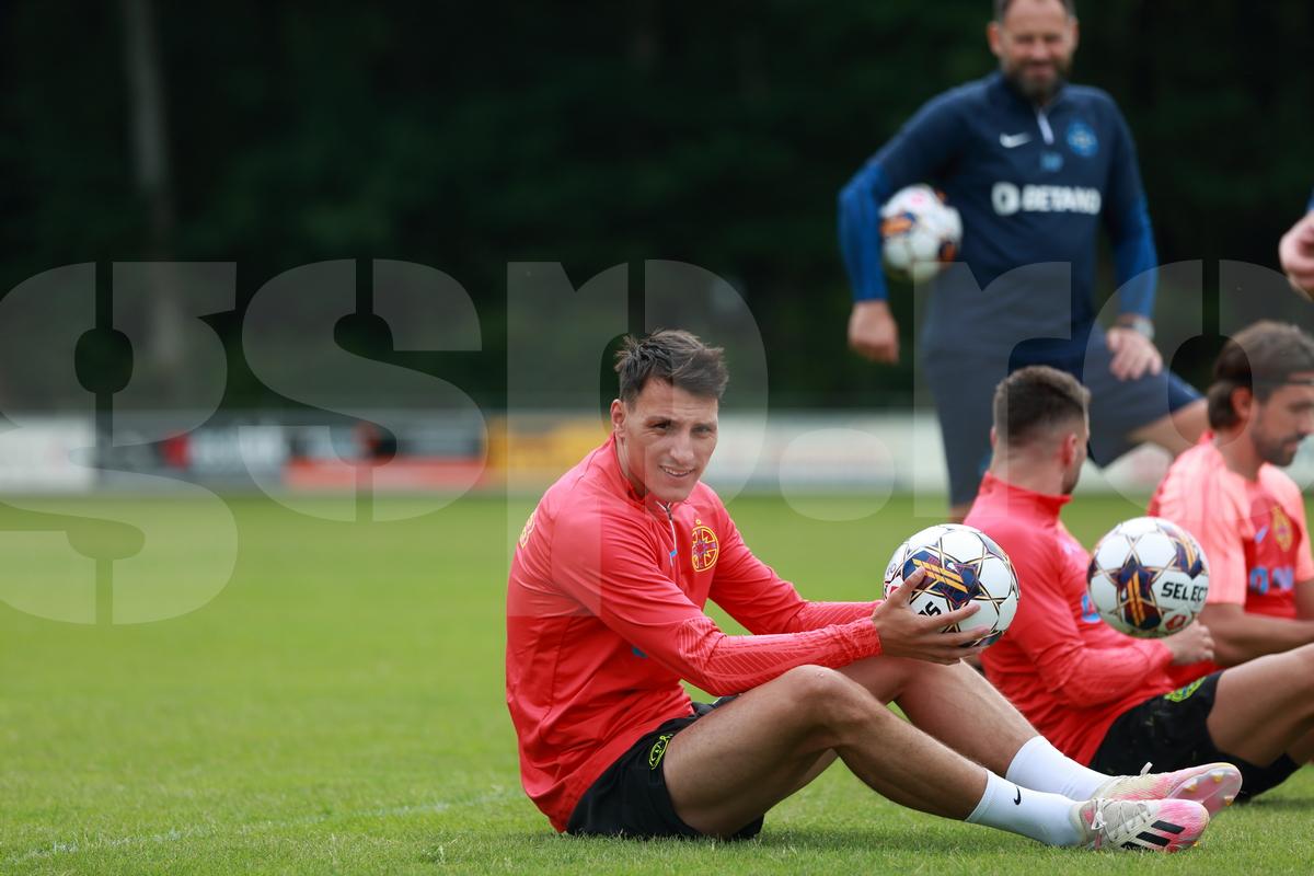 FCSB are un nou număr 9