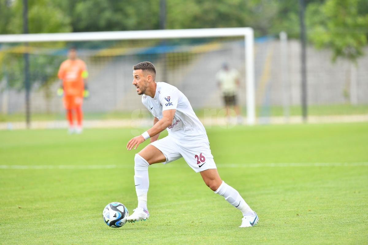 5 concluzii după primul test al Rapidului în această vară: „Nu mai plânge, joacă fotbal!” + Ce inovații propune Adrian Mutu