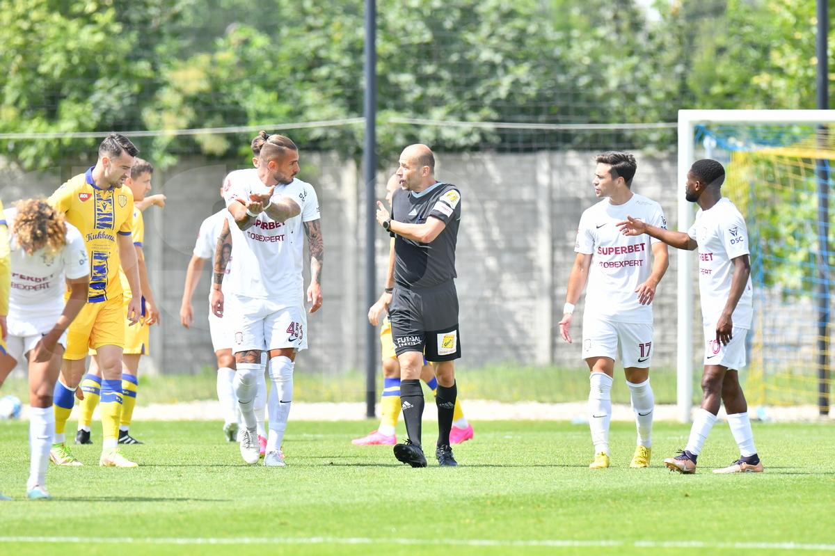 Jayson Papeau l-a pus la punct pe Gigi Becali: „Să ne lase în pace, să mai vadă o dată Rapid - FCSB 5-1. Îi mai batem de 10 ori!”