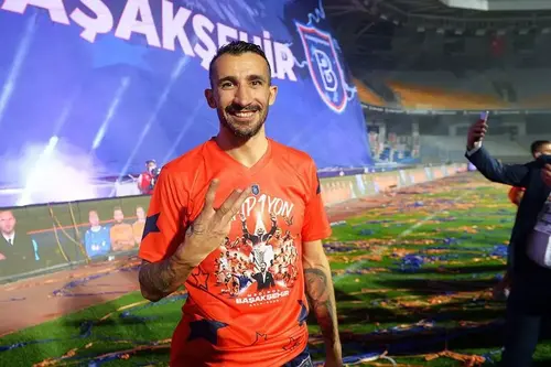 Petrolul Ploiești l-a prezentat pe Alexandru Stănică (23 de ani), fundaș central care vine din liga secundă, de la Concordia Chiajna.