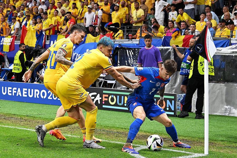 Sub asalt, Rayo încearcă să-l blocheze pe Rațiu: „Planurile nu se opresc la un singur sezon”