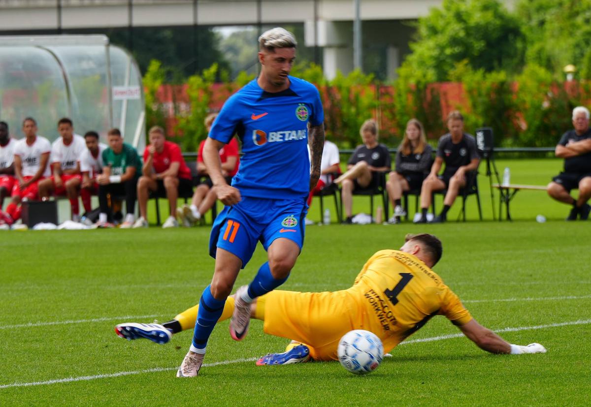 FCSB, victorie în amicalul cu Almere City