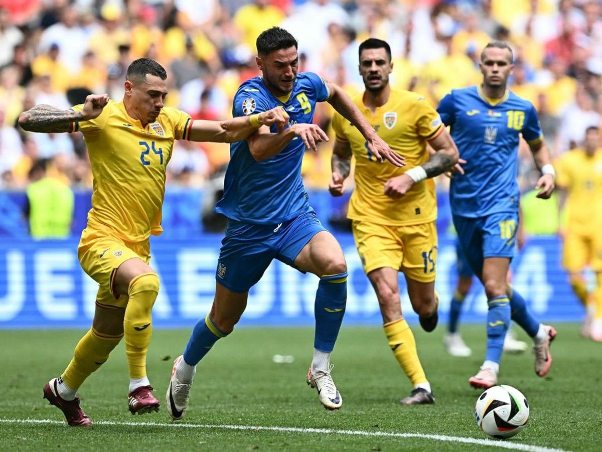 Bucurie ponderată chiar și după 3-0 cu Ucraina: „Am câștigat doar un meci. Suntem una dintre cele mai slab cotate echipe de la acest European”