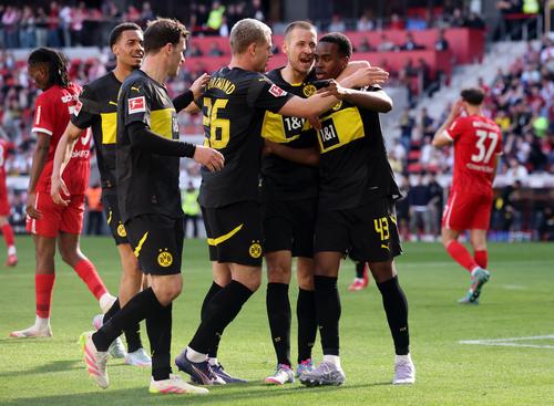 Chelsea s-a înțeles cu Borussia Dortmund pentru transferul lui Jamie Gittens // FOTO: Getty Images