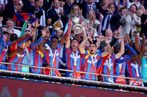 Liverpool îl vrea pe Marc Guehi, căpitanul lui Crystal Palace. Foto: Imago