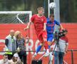Mihai Toma, jucând pe o poziție străină lui // foto: Dennis Bresser via Facebook FCSB