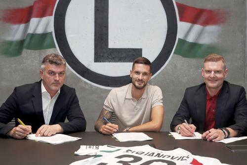 Petar Stojanovic, primul transfer al lui Edi Iordănescu la Legia Varșovia. FOTO: Facebook