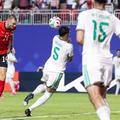 Sasa Kalajdzic, stânga, înscrie golul care a calificat Austria în „16”-imi, la 3-3 cu Algeria / Foto: Imago