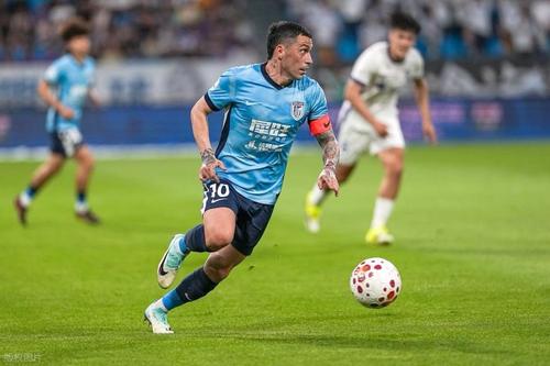 Nicolae Stanciu, gol spectaculos în China // FOTO: Instagram