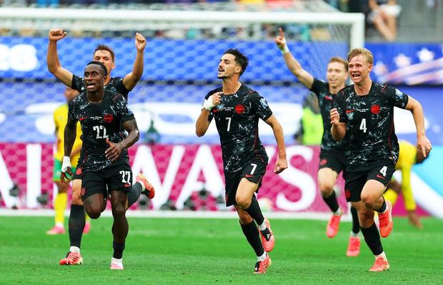 S-au calificat ÎN PREMIERĂ în optimile unui Campionat Mondial! Africa de Sud - Canada, decis de un gol marcat în prelungiri