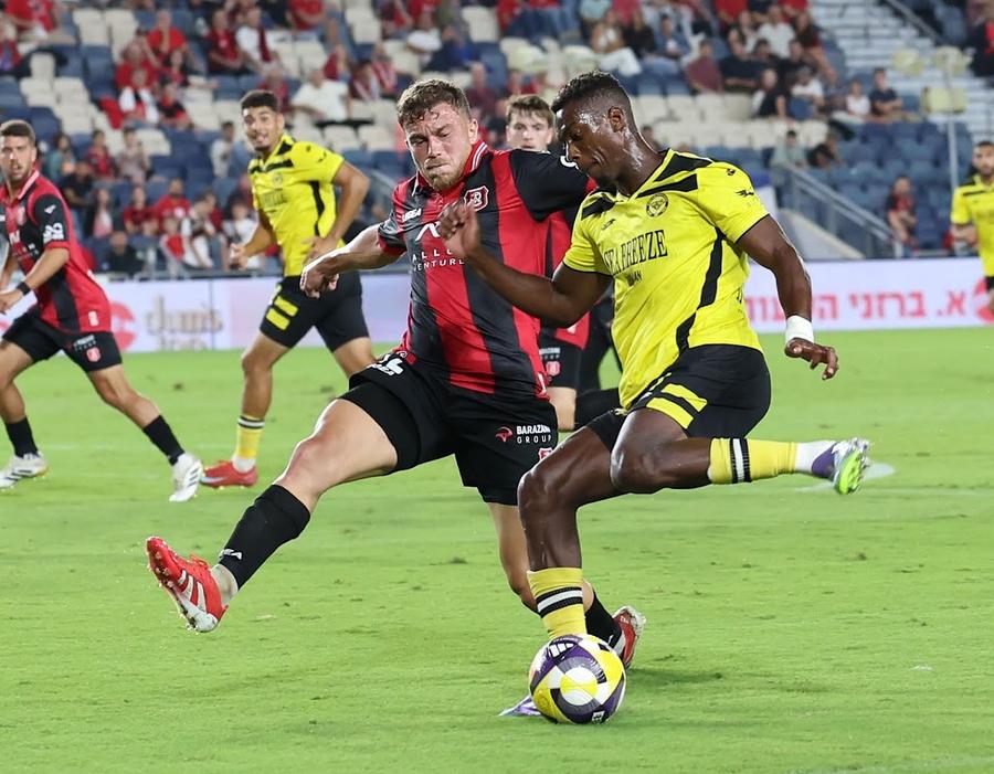 Heri Tavares, jucătorul dorit de Craiova, avut 16 contribuții decisive în ultimul sezon // foto: Instagram Universitatea Craiova, întăriri pentru Liga Campionilor! Negocieri avansate cu un internațional din Capul Verde