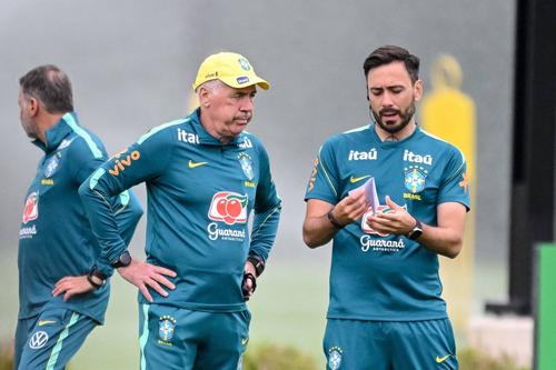 Carlo și Davide Ancelotti, la naționala Braziliei / Foto: Imago