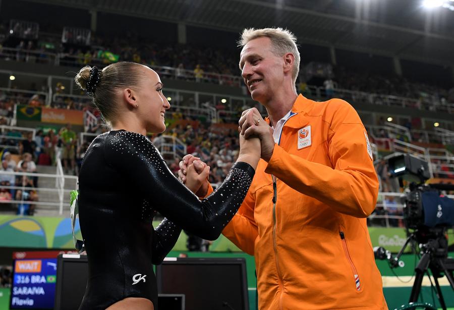Sanne și Vincent Wevers la Jocurile Olimpice de la Rio FOTO Guliver/GettyImages Mărturie din „iad” » O gimnastă din România a dezvăluit ce a avut de îndurat: „Au început să mă numească vacă grasă, deși aveam 29 de kilograme la 12 ani”