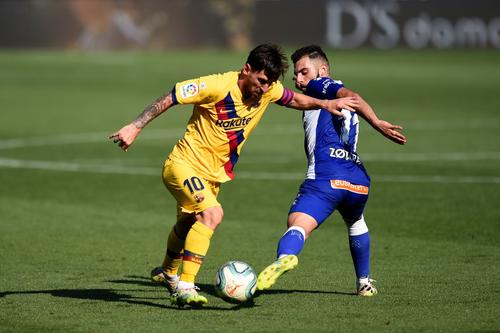 În ultimii 10 ani, Messi a fost de 6 ori jucătorul cu cele mai multe fente în Spania