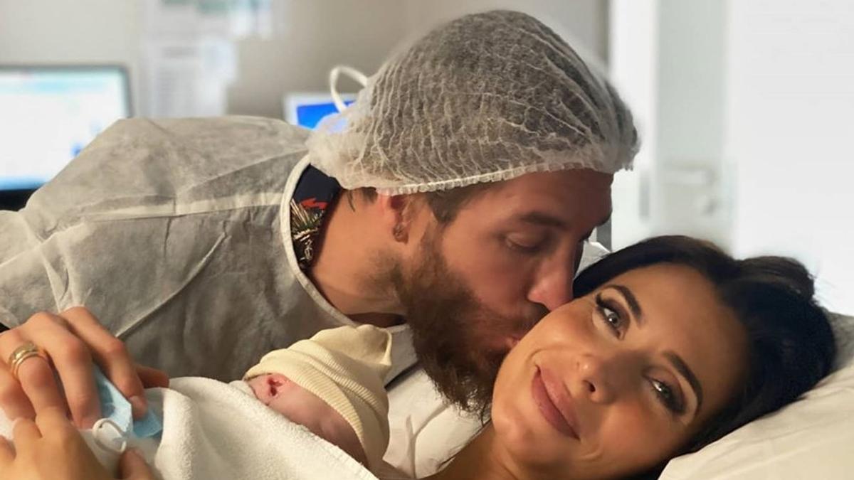 Ea e femeia care i-a născut al 4-lea băiat lui Sergio Ramos » Pilar Rubio e spectaculoasă la 42 de ani!