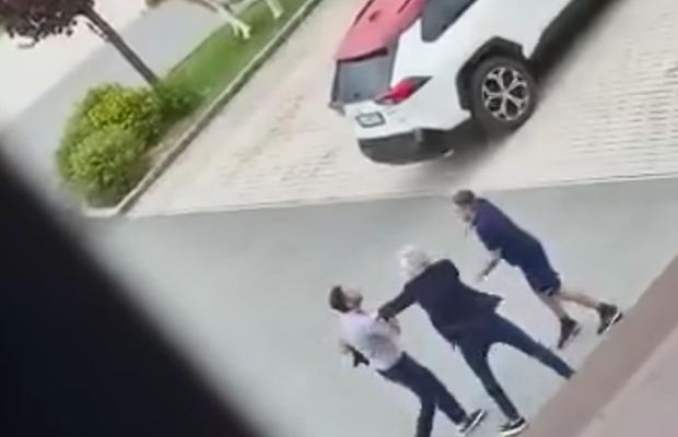 Antrenorul și directorul sportiv al unui club din Serie A au sărit la bătaie: „Când te duci la președinte fără să îmi spui, înseamnă că nu mă respecți” / „Du-te dracu', imbecilule!”