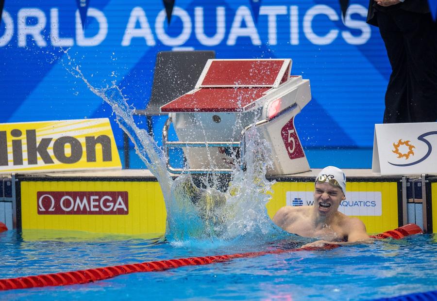 Leon Marchand a stabilit un nou record mondial în proba de 400 m mixt (foto: Raed Krishan/GSP) Trei episoade la Fukuoka » Mulțimea de jurnaliști, declarațiile adversarilor lui David Popovici și excepția Leon Marchand