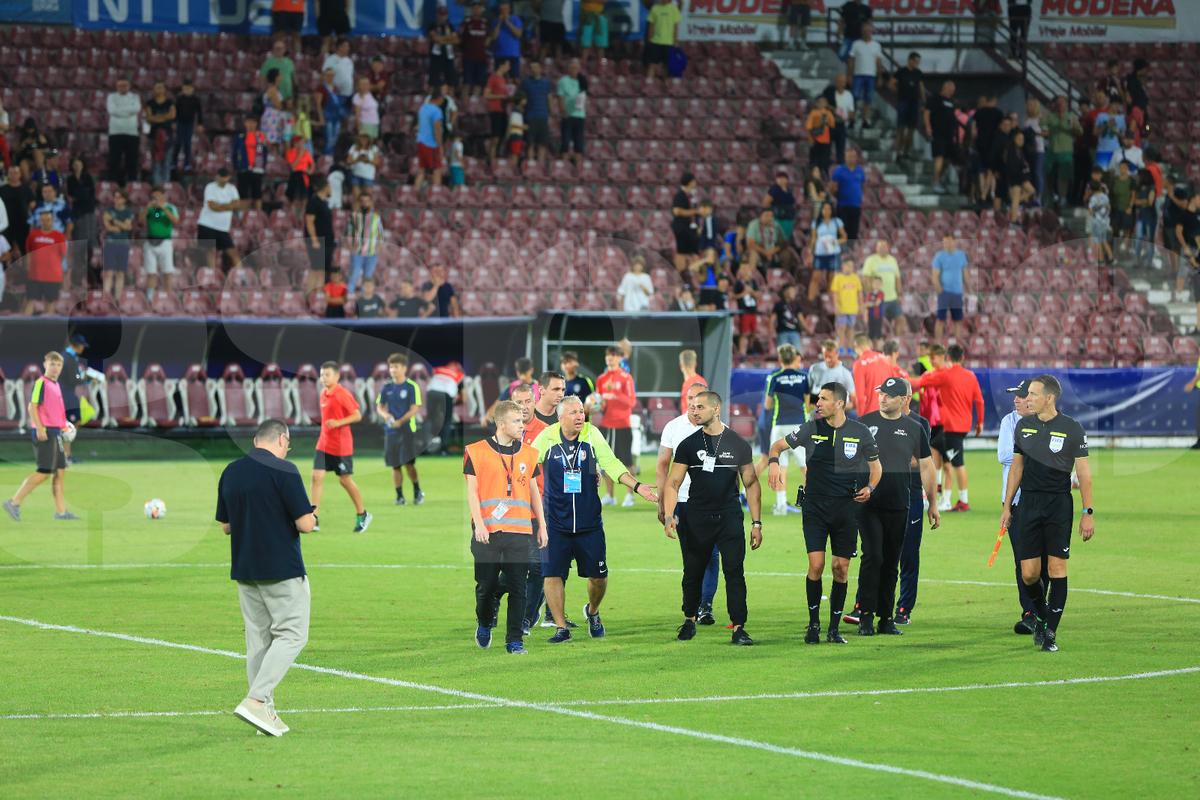 Universitatea Craiova a subordonat CFR la Cluj: schimbări cu sens ale lui Gâlcă, nervi prea mulți și fotbal puțin la Petrescu