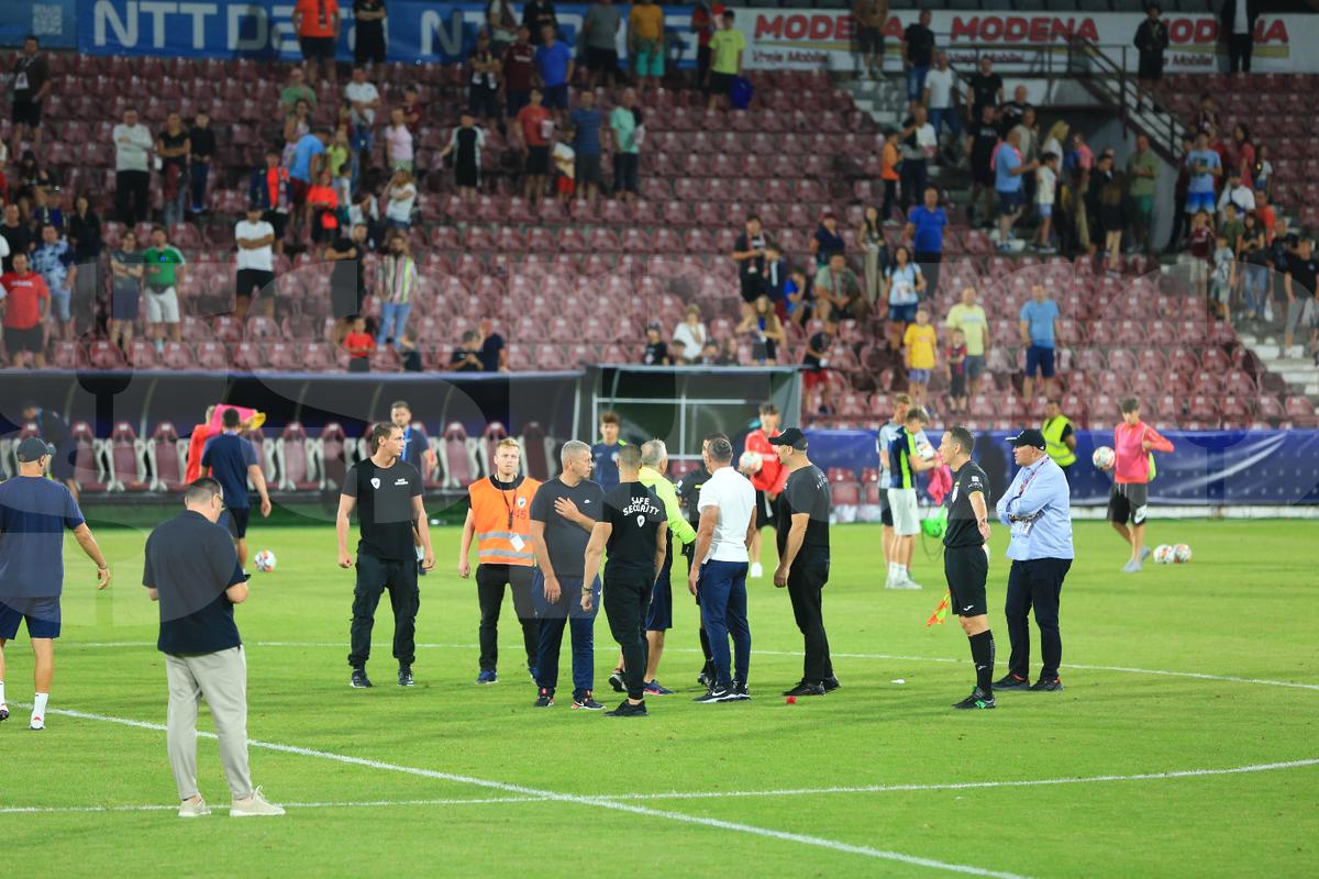 Universitatea Craiova a subordonat CFR la Cluj: schimbări cu sens ale lui Gâlcă, nervi prea mulți și fotbal puțin la Petrescu
