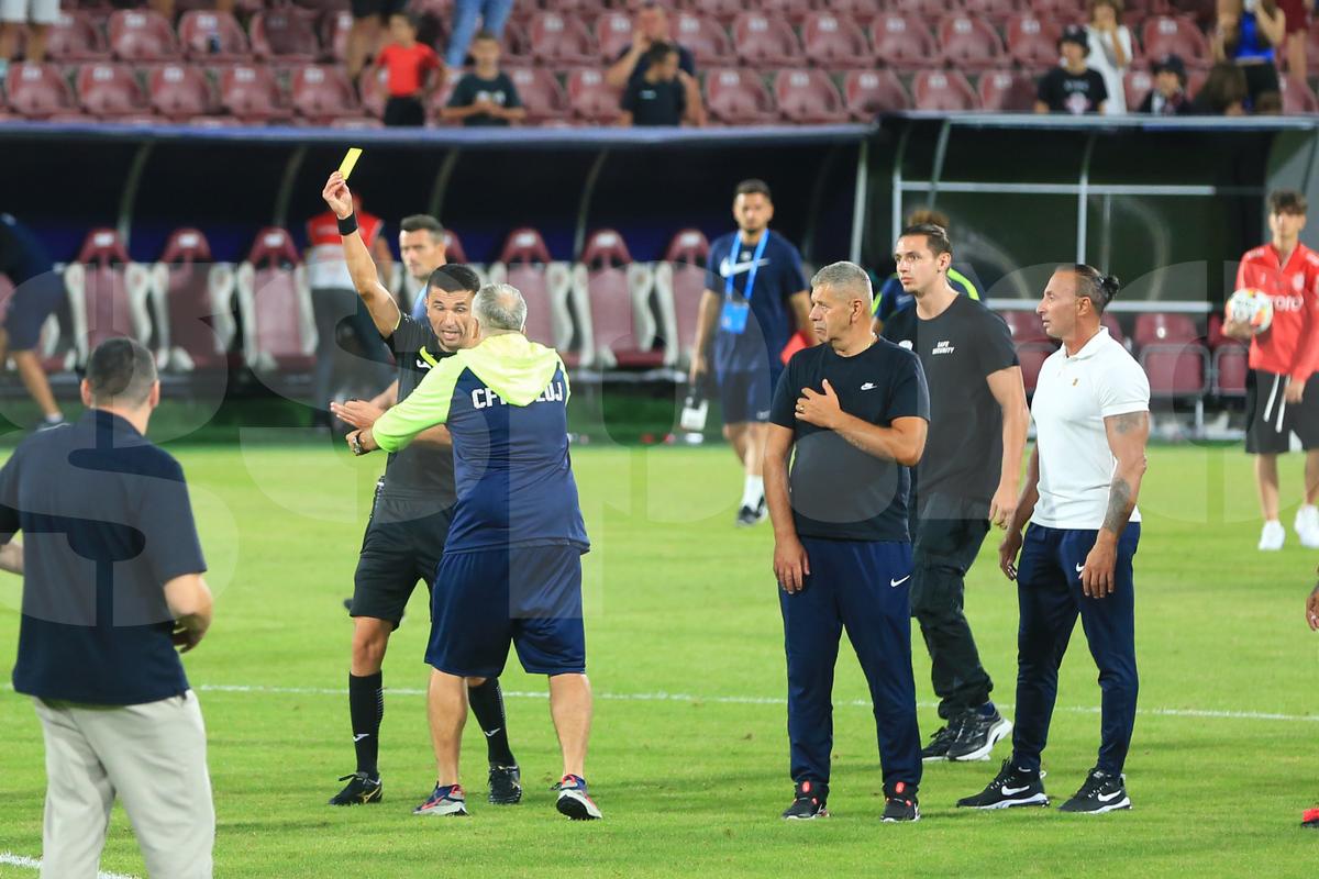 Universitatea Craiova a subordonat CFR la Cluj: schimbări cu sens ale lui Gâlcă, nervi prea mulți și fotbal puțin la Petrescu