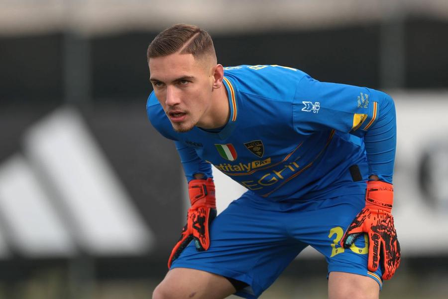 Alexandru Borbei ar fi ajuns recent pe radarul lui FCSB / Foto: Imago Ce s-a ales de românii care făceau senzație cu Lecce în 2023, cucerind titlul la Primavera! Câți dintre ei au rămas în Italia și ce șanse au să joace în Serie A