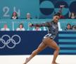 Simone Biles, în timpul calificărilor de gimnastică de la JO