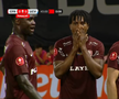 Mohammed Kamara, intrare extrem de dură la Luis Paradela
