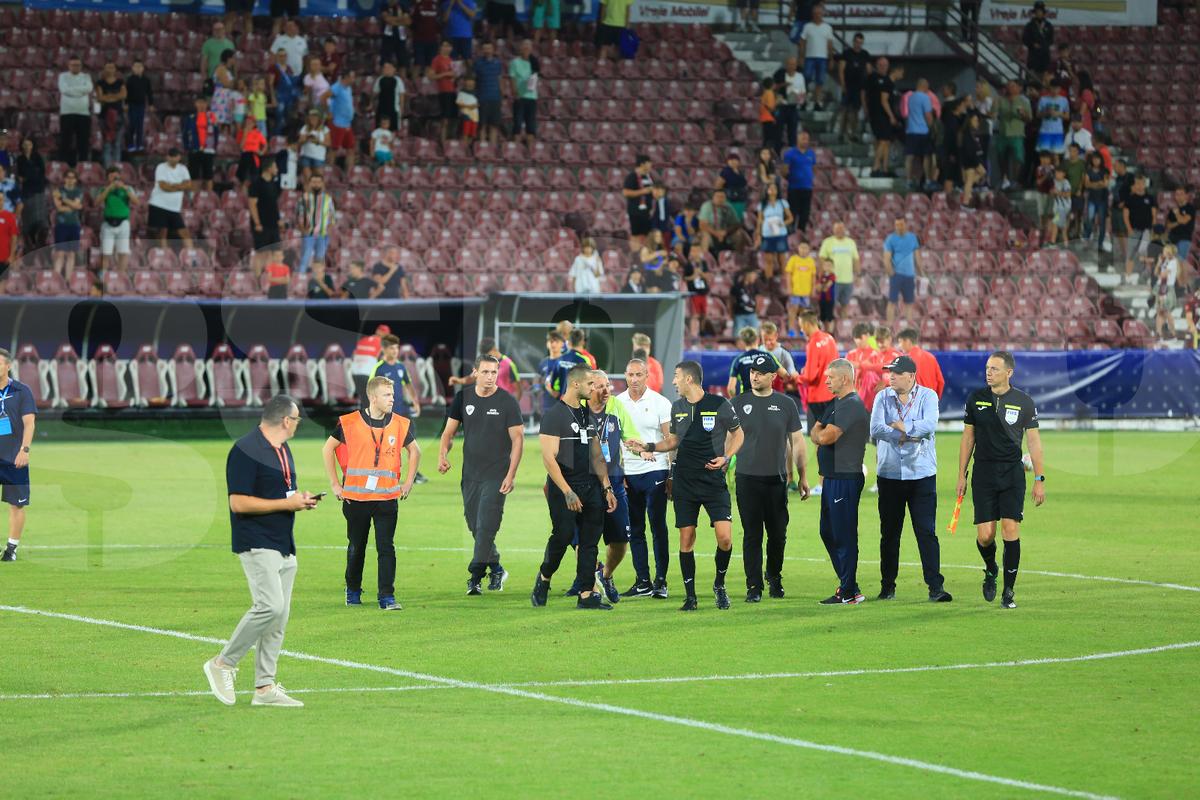 Universitatea Craiova a subordonat CFR la Cluj: schimbări cu sens ale lui Gâlcă, nervi prea mulți și fotbal puțin la Petrescu