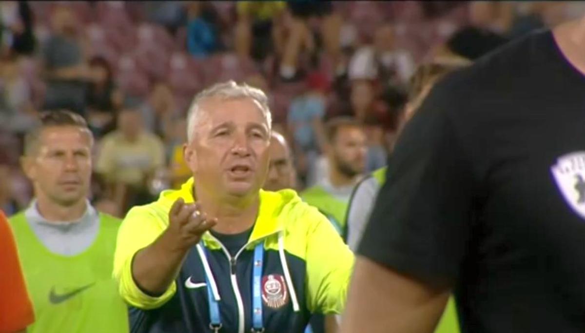 Dan Petrescu, un car de nervi în CFR Cluj - Universitatea Craiova