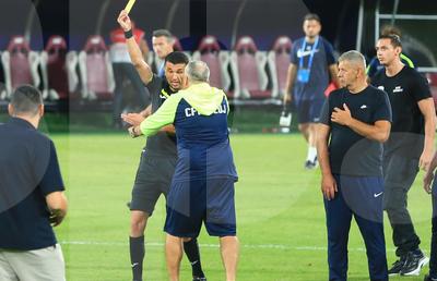 Dan Petrescu a dat-o-n bară grav » Scandal la finalul meciului CFR - Universitatea Craiova și o declarație demontată de statisticianul GSP: „Uitați-vă, le-am zis dinainte!”
