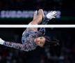 Simone Biles, în timpul calificărilor de gimnastică de la JO
