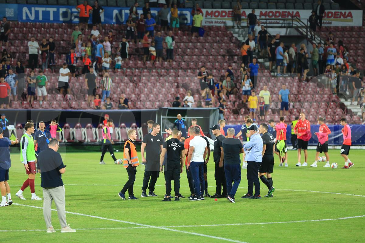 Universitatea Craiova a subordonat CFR la Cluj: schimbări cu sens ale lui Gâlcă, nervi prea mulți și fotbal puțin la Petrescu