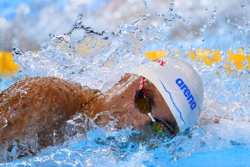 David Popovici în semifinala la 200 metri liber în Singapore / FOTO: GettyImages