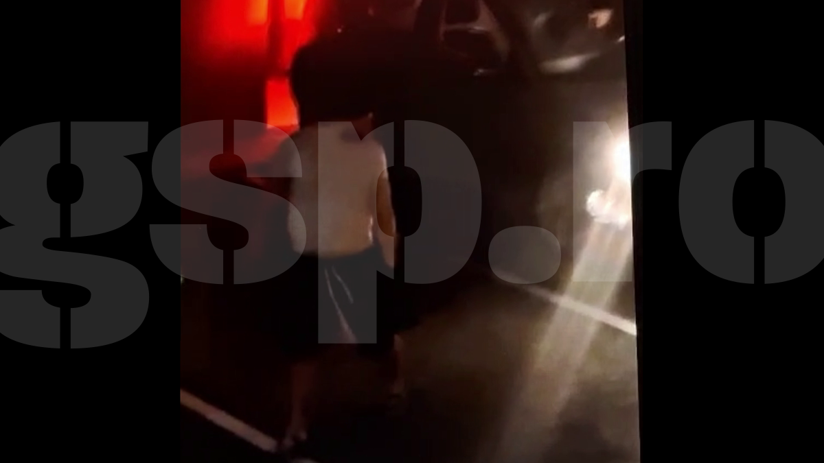 „Dodel” a comis-o din nou! Cristi Tănase, filmat beat și dezbrăcat în miez de noapte, după ce a făcut scandal într-un local din Bragadiru