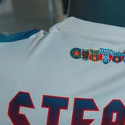 Steaua și-a prezentat echipamentele oficiale pentru sezonul 2025-2026 / Foto: Facebook Steaua București