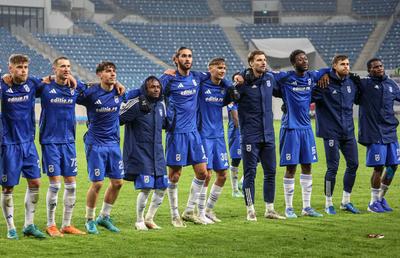 Doi dintr-o lovitură! FCU Craiova a anunțat despărțirea de jucători, unul merge în Superliga