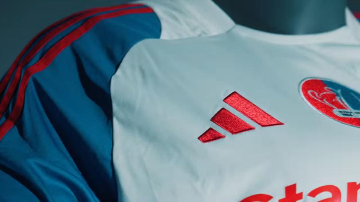 Steaua și-a prezentat oficial noile echipamente pentru sezonul 2025-2026: „Fiecare tricou poartă ceva din istoria noastră”