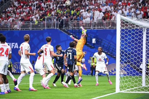 John Stones (nr. 5) și Cristian Romero (nr. 13), adversari la Cupa Mondială 2026 în semifinala Anglia - Argentina 1-2, ar putea fi coechipieri la Inter / Foto: Imago