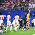 John Stones (nr. 5) și Cristian Romero (nr. 13), adversari la Cupa Mondială 2026 în semifinala Anglia - Argentina 1-2, ar putea fi coechipieri la Inter / Foto: Imago
