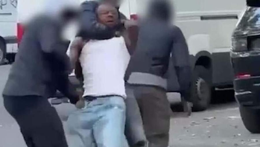 Colegul lui Darius Olaru, atacat brutal în Bruxelles! » Hoții l-au dat jos din mașină pe vârful lui St. Gilloise