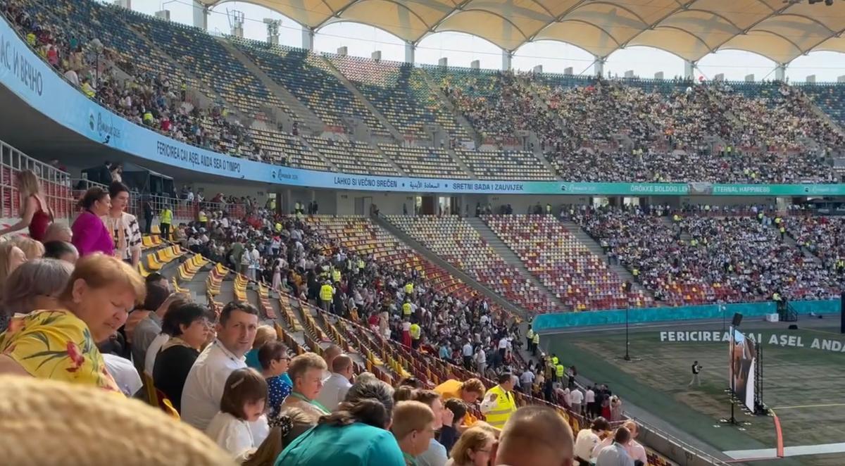 60.000 de persoane pe Arena Națională la un eveniment al Martorilor lui Iehova