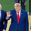 Gianni Infantino (în stânga) și Donald Trump // foto: Imago Images
