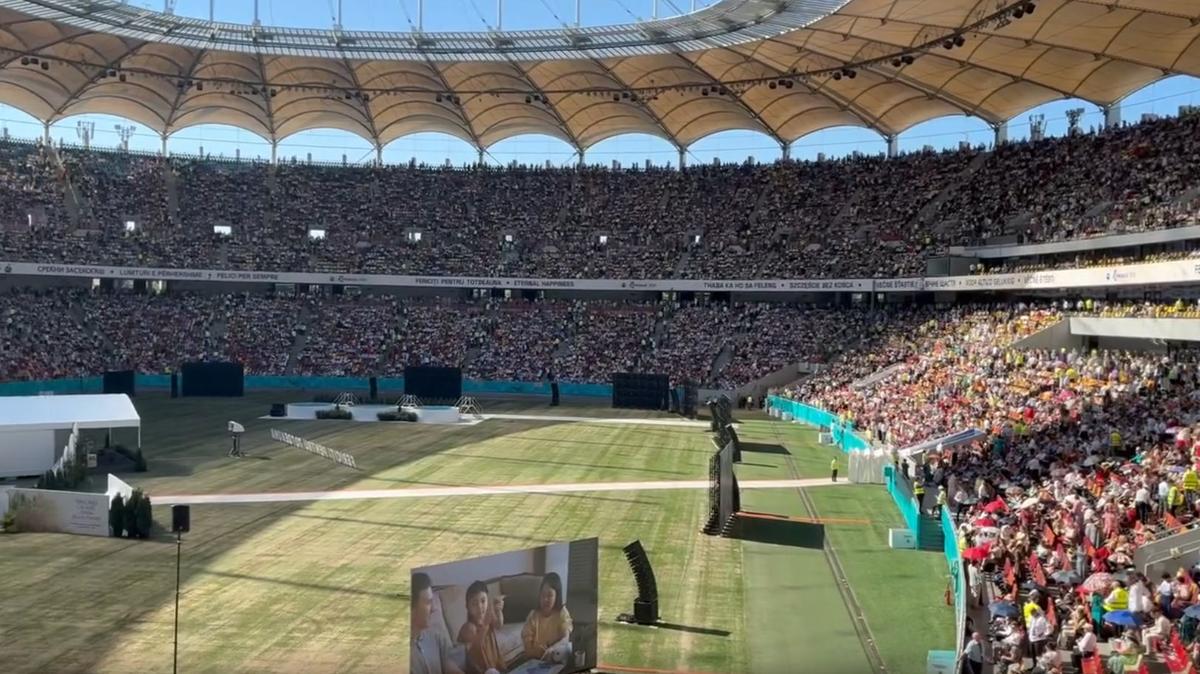 60.000 de oameni au umplut Arena Națională! Imaginile de la București s-au viralizat abia acum