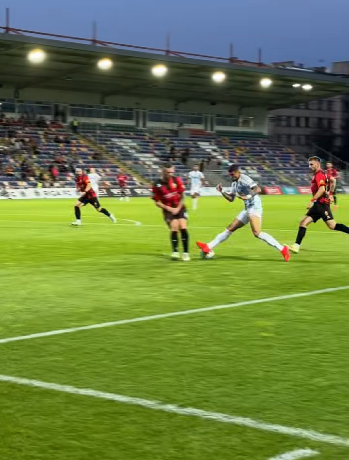 Cum arată Skonto Stadium, solicitat la maximum înaintea duelului cu FCSB
