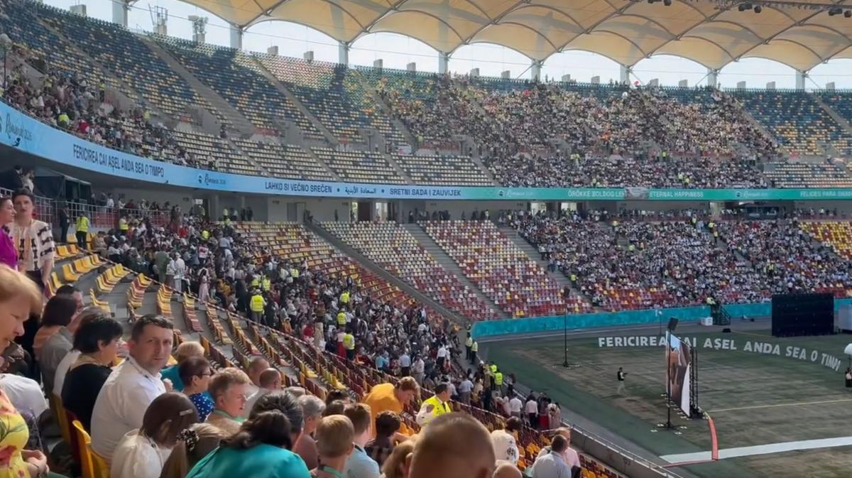 60.000 de oameni au umplut Arena Națională! Imaginile de la București s-au viralizat abia acum