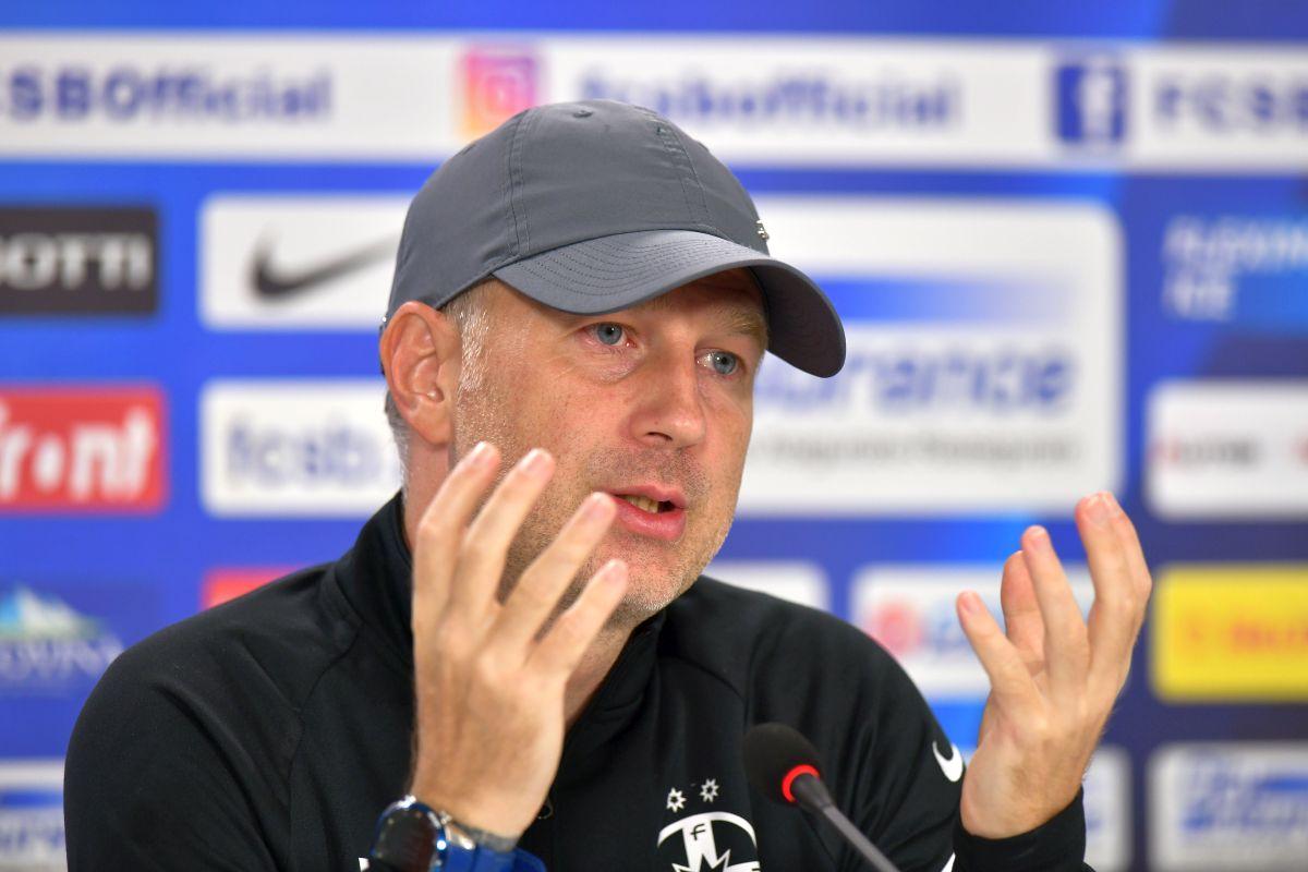 Conferință de presă - Edi Iordănescu, înainte de CFR Cluj - FCSB