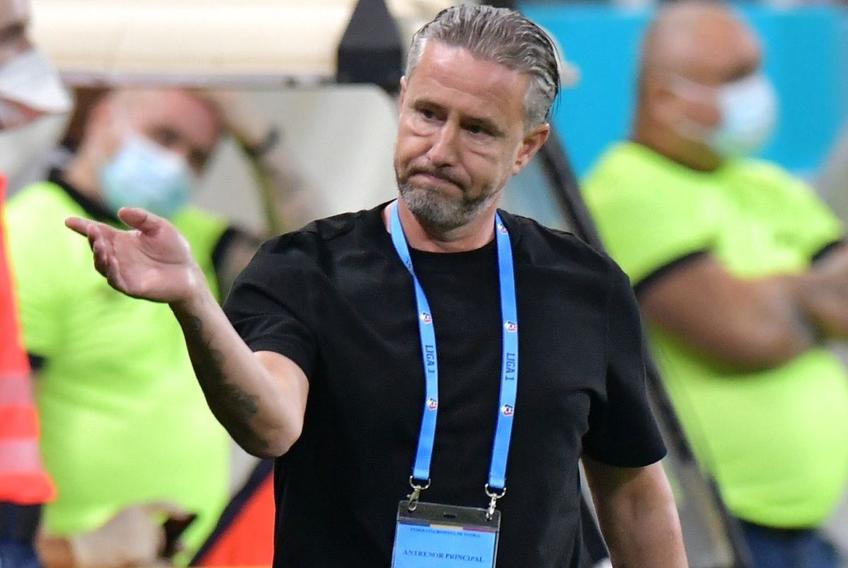 Rapid - CSU Craiova 1-2 | Laurențiu Reghecampf, antrenorul oltenilor, a criticat la final prestația echipei sale din prima repriză, câștigată de giuleșteni cu 1-0.