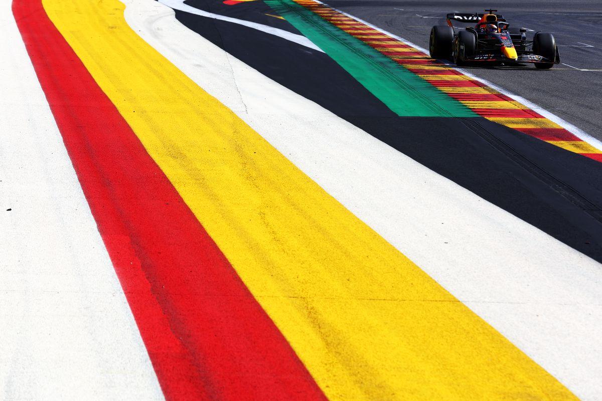 Max Verstappen, sclipitor în Marele Premiu al Belgiei! Plecat de pe 14, olandezul a câștigat autoritar pe „Spa-Francorchamps”!