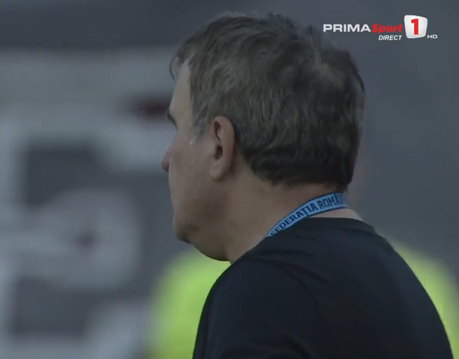„N-a fost penalty!” » Verdictul specialistului la faza controversată din CFR Cluj - Farul: „Decizie eronată central + VAR”. VIDEO cu momentele de uluială din Gruia